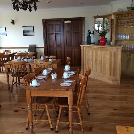 Pier House Inis Mor