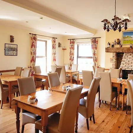 Pier House Inis Mor