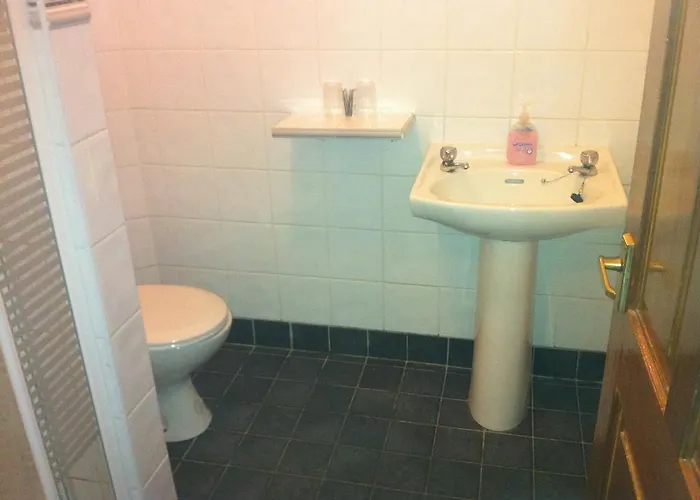 Alojamento de Acomodação e Pequeno-almoço Pier House 3*